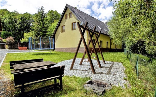 VINCENT a MIA – Dolní Moravice