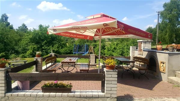 U KOUPALIŠTĚ – Tisá