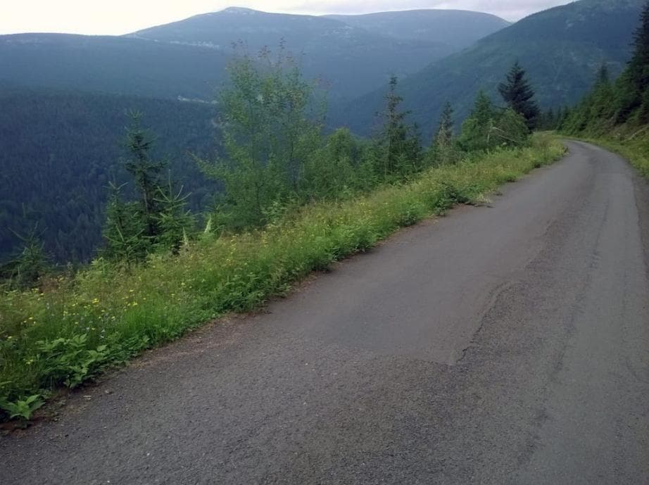 Sjezd do Špindlerova Mlýnu