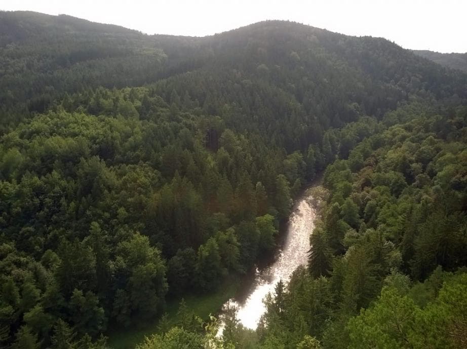 Ohře pod jeskynní vyhlídkou