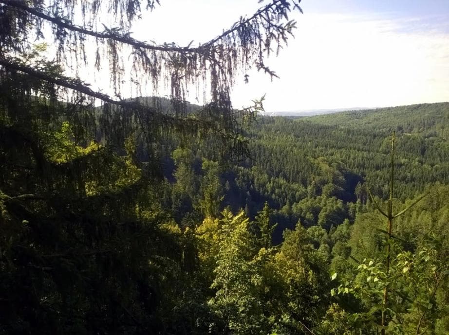 Vyhlídka nad údolím Ohře