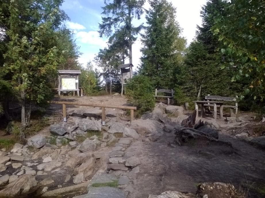 Posezení u Prášilského jezera