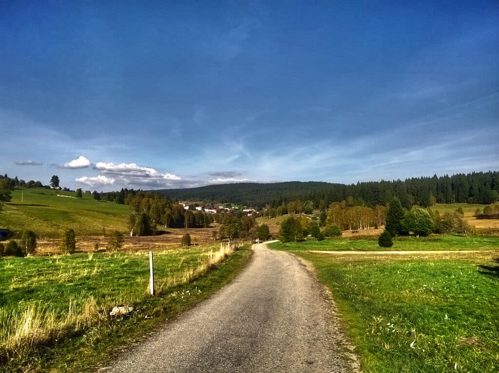 Cyklotrasa nad Hraběcí Hutí