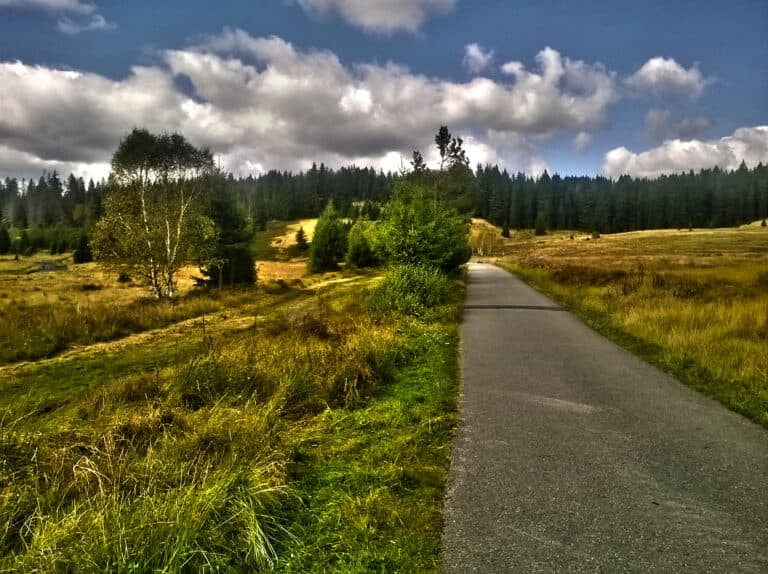 Cyklotrasa z Modravy na Poledník