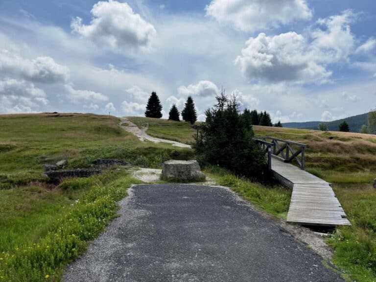 Na kole přes Harrachov na přírodní památku Na Izere (PL)