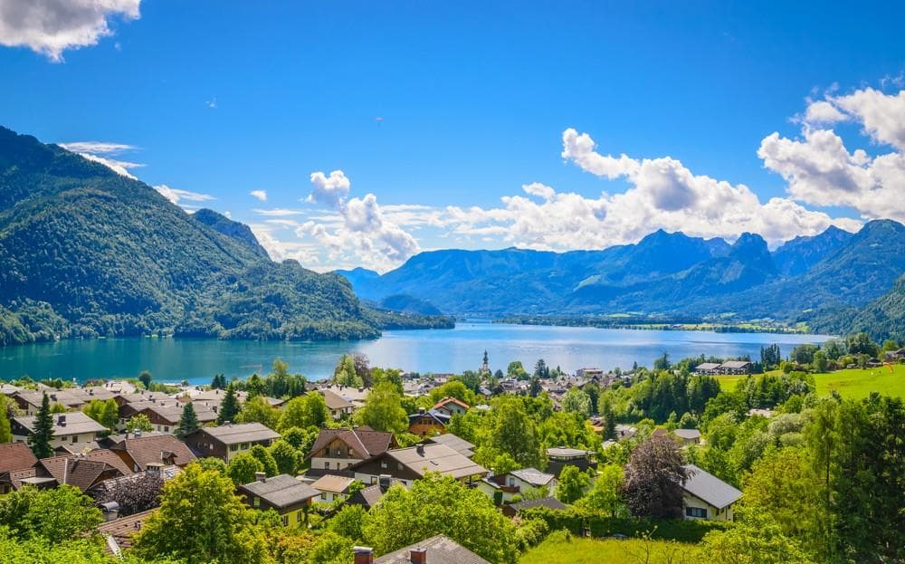 Jezero Wolfgangsee a historická železnice