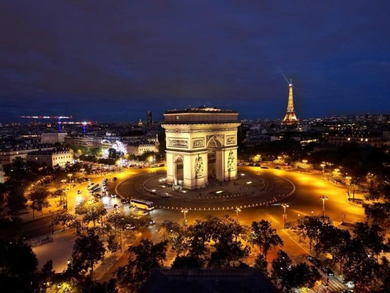 Kouzlo adventu v Paříži