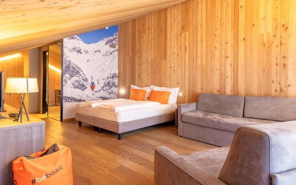 Hotel Montivas Lodge