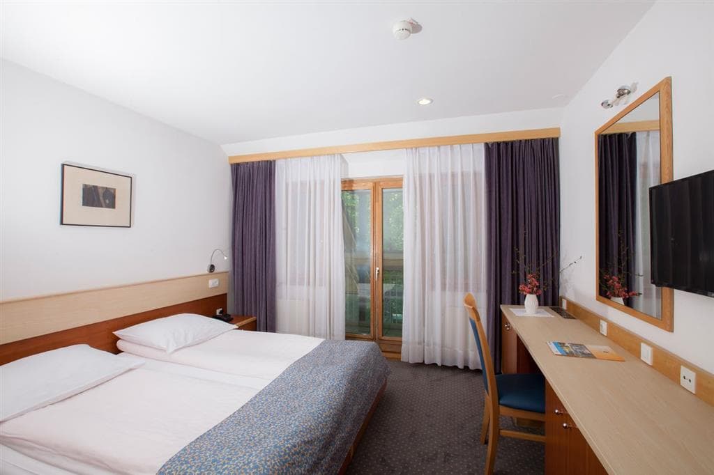 Hotel Jezero 2026