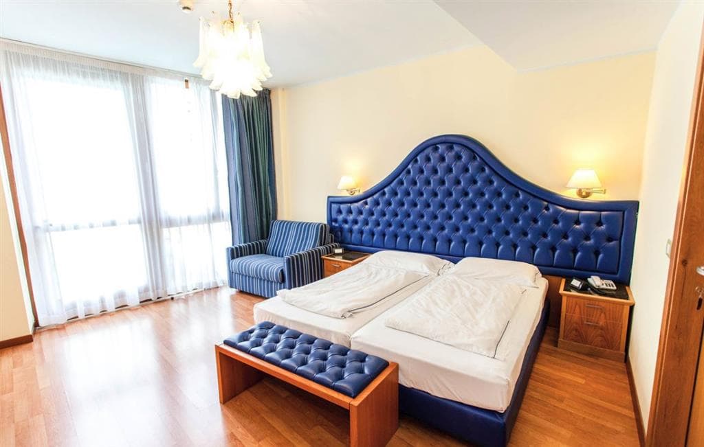 Hotel Alexander (snídaně)