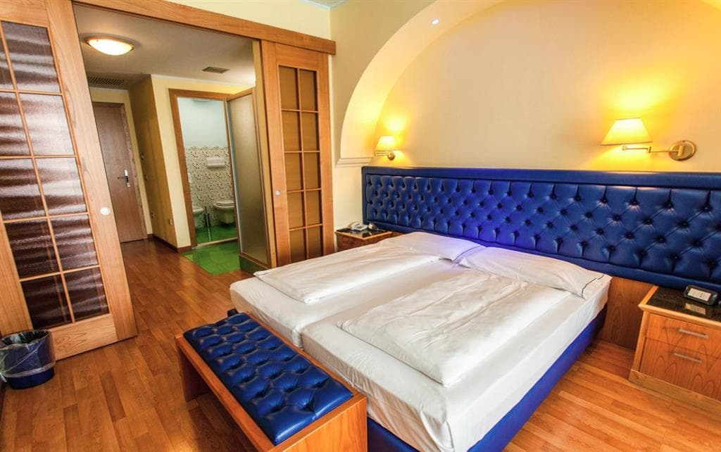 Hotel Alexander (snídaně)