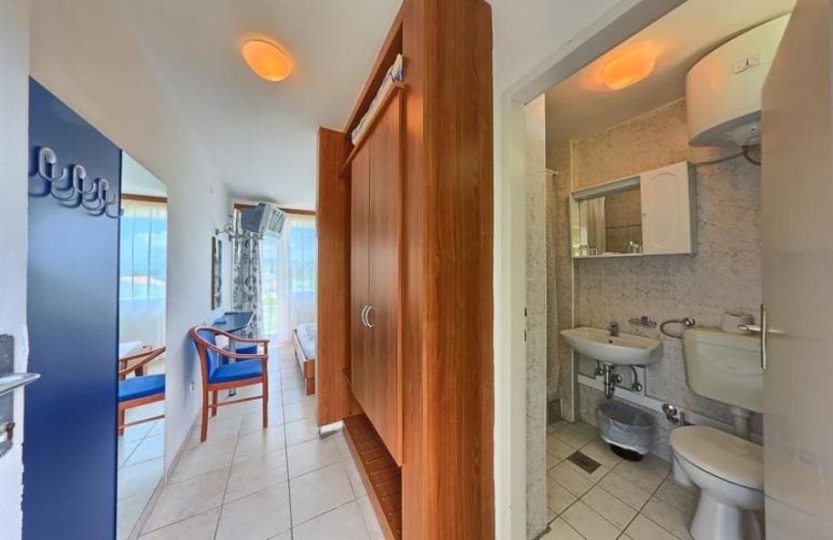 Resnik s All inclusive (depandance)