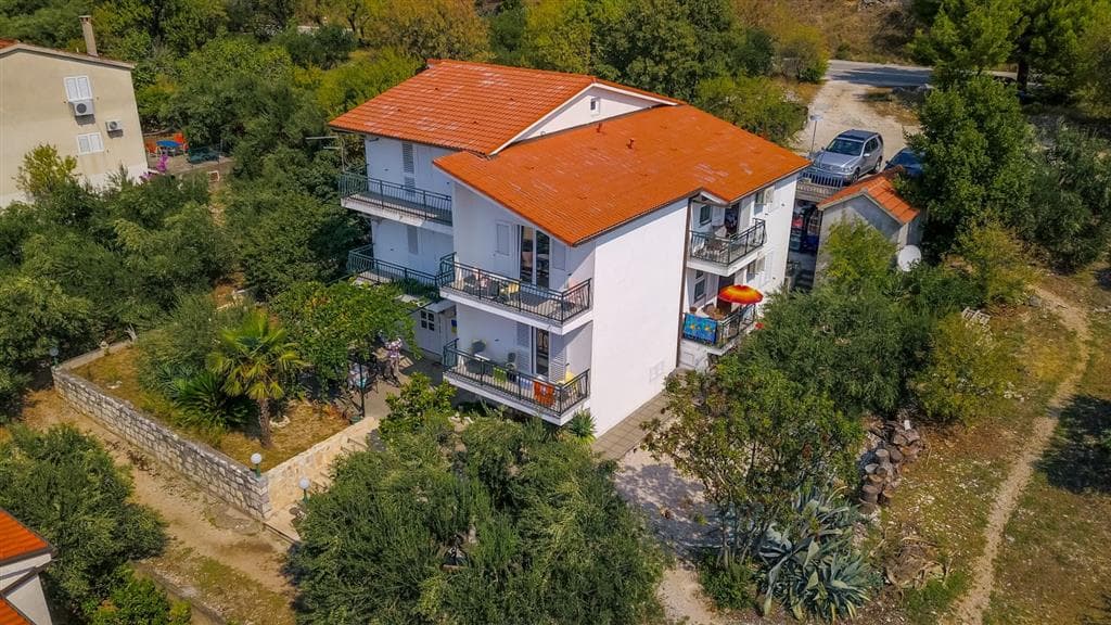 Vila Jure