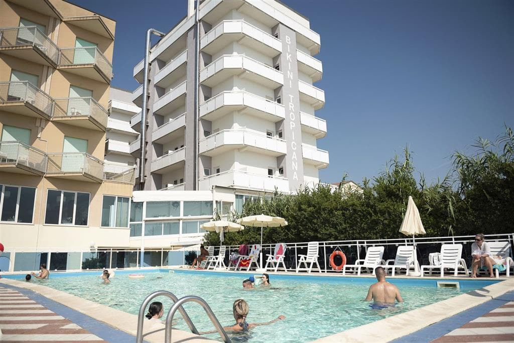 Hotel Bikini Tropicana