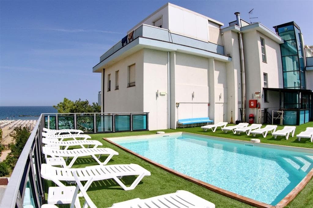 Hotel Mirage