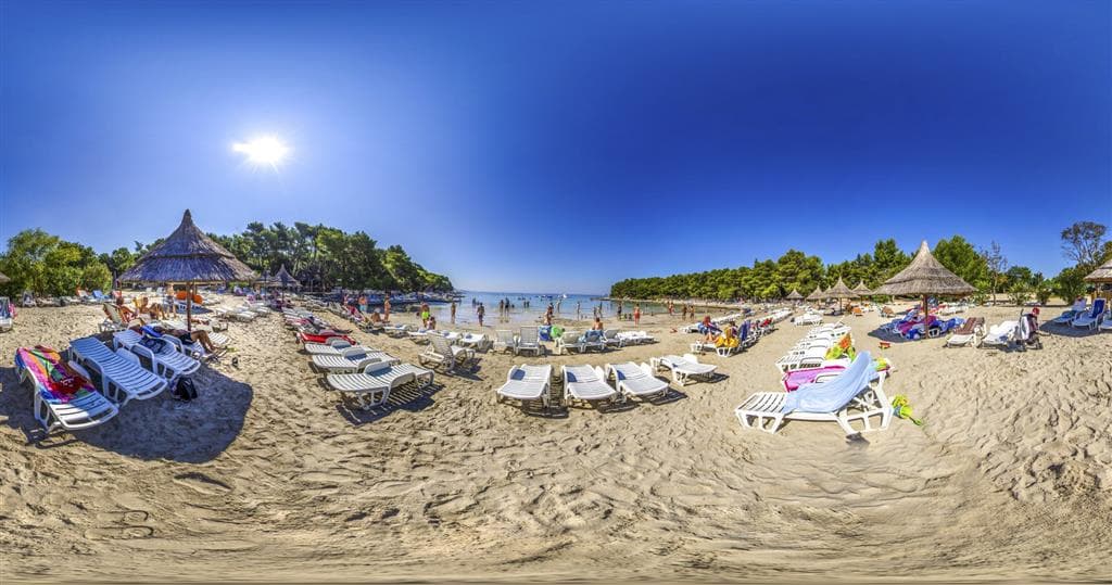 Resort Pine Beach Pakoštane