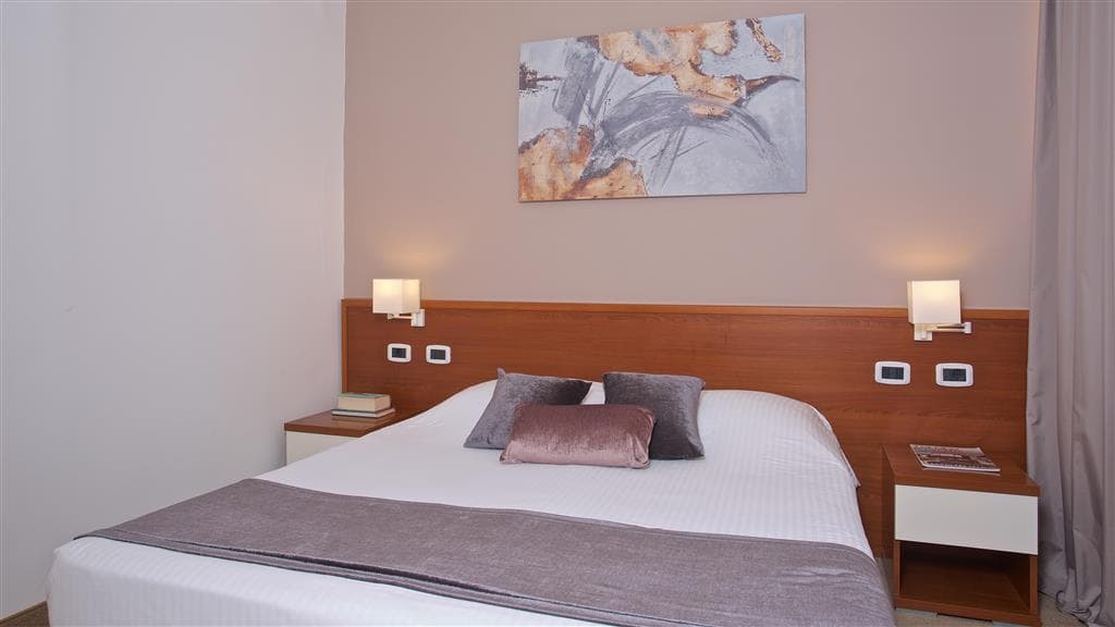 Hotel Arena Holiday