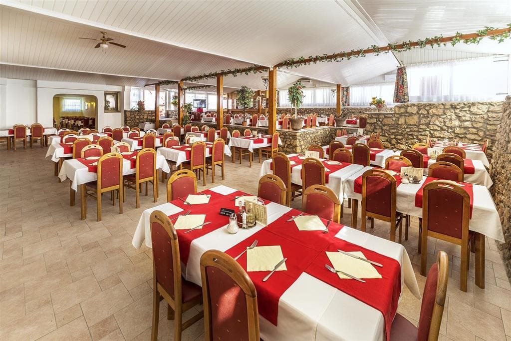 Hotel Omorika (Punat)