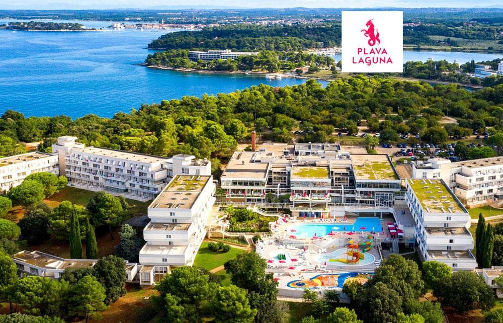 Zkrácená dovolená s dopravou a polopenzí v hotelu Delfin