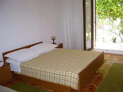 Privátní no name apartmány Sv. Filip i Jakov