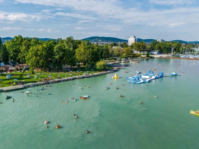 Kemp Balatontourist Füred (bungalovy)