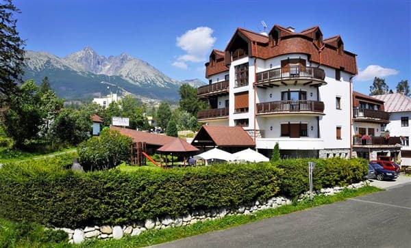 APLEND RESORT BEATRICE – VILA BEATRICE – Tatranská Lomnica