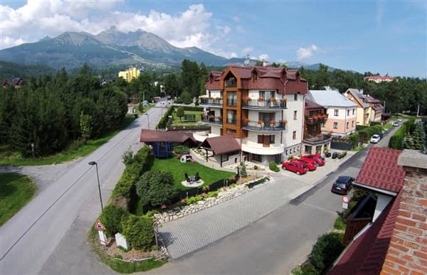 APLEND RESORT BEATRICE – VILA BEATRICE – Tatranská Lomnica