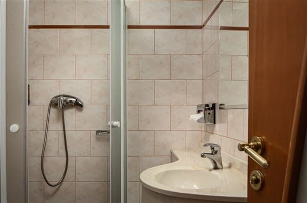 Hotel RŮŽE – Karlovy Vary