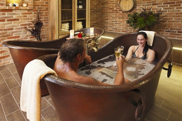 Lázeňský & wellness hotel NIVAMARE – Luhačovice – Pozlovice