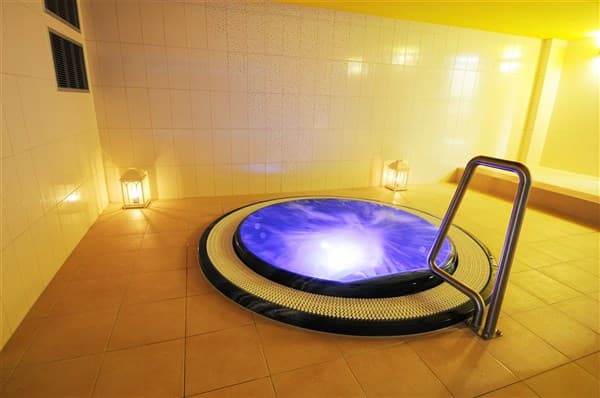 HOTEL ENERGETIC – Rožnov pod Radhoštěm
