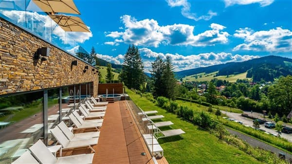 GRANDHOTEL TATRA – Velké Karlovice