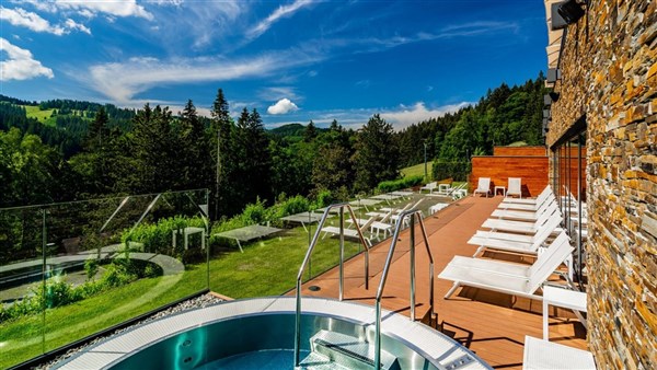 GRANDHOTEL TATRA – Velké Karlovice