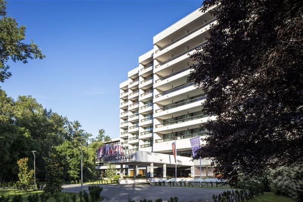 ESPLANADE & ALAMEDA Ensana Health Spa Hotel – Piešťany