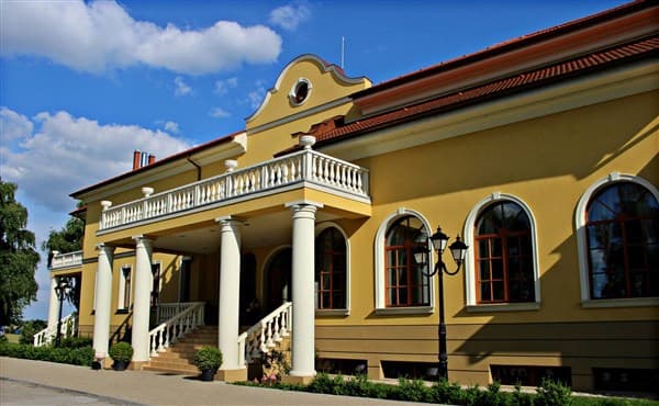 PLAUTER KÚRIA – Veľký Meder
