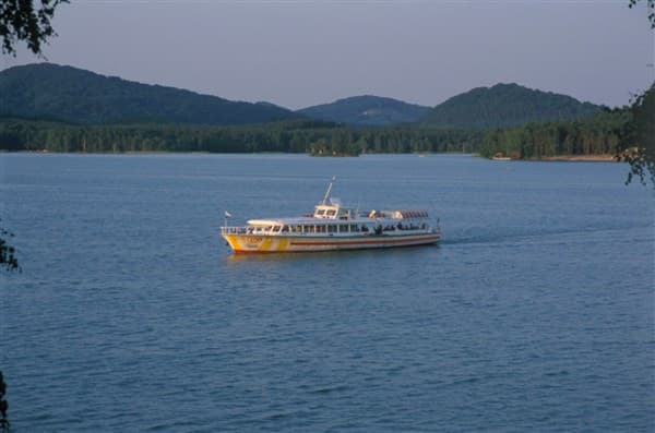 GRAND – Doksy