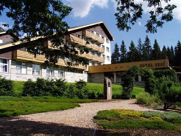 SRNÍ – Srní