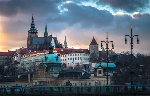 MERKUR – Praha 1 – Těšnov