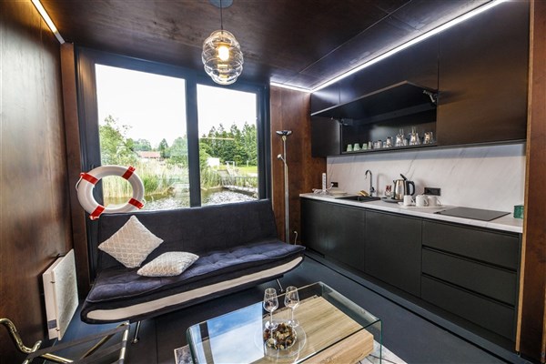 ZÁŽITKOVÉ UBYTOVÁNÍ LIPNO