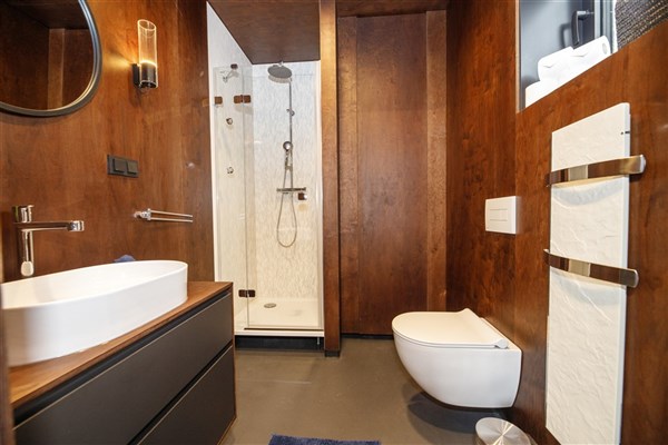 ZÁŽITKOVÉ UBYTOVÁNÍ LIPNO