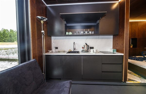 ZÁŽITKOVÉ UBYTOVÁNÍ LIPNO