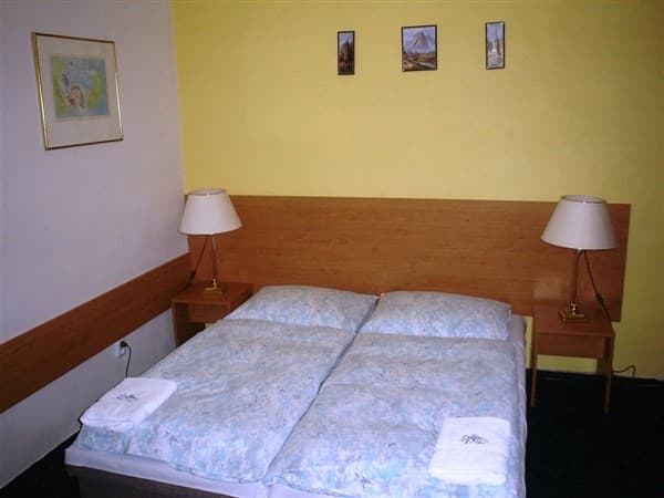 Penzion SCHAUMANNŮV DVŮR – Karlovice
