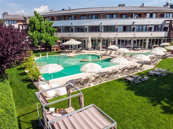 GOLDEN LAKE RESORT – Balatonfüred