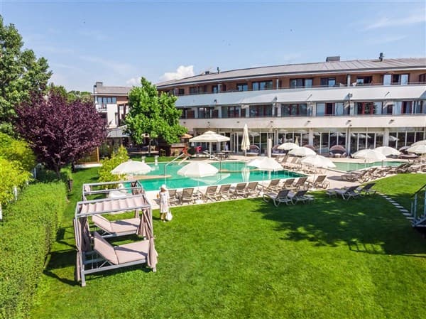 GOLDEN LAKE RESORT – Balatonfüred