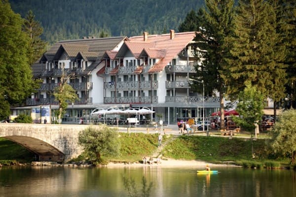 JEZERO – Bohinjsko Jezero