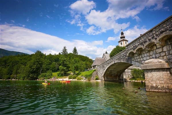 JEZERO – Bohinjsko Jezero