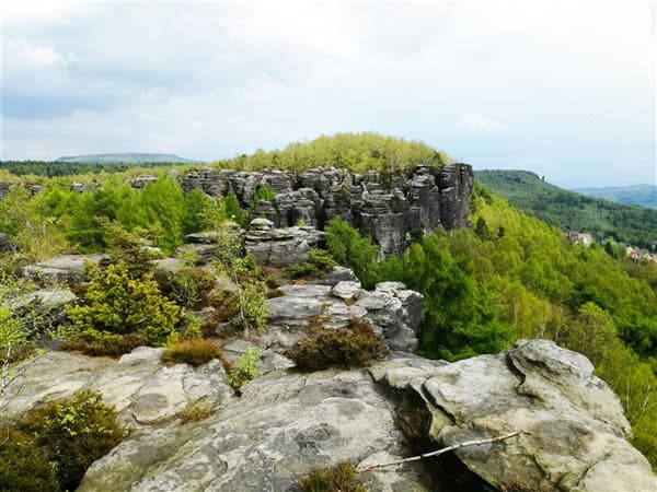 U KOUPALIŠTĚ – Tisá