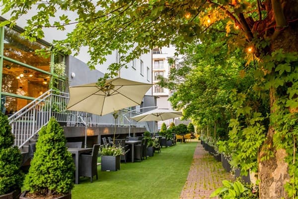 APIS – Kraków (Krakov)