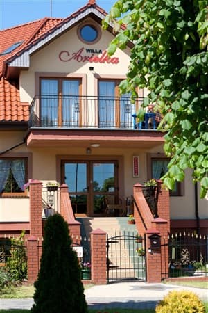 WILLA ARIELKA – Rewal