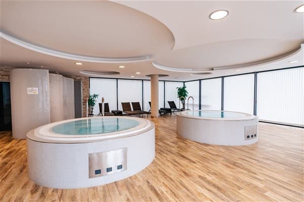 K-TRIUMF RESORT – Velichovky