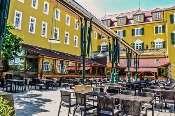 EGER & PARK – Eger